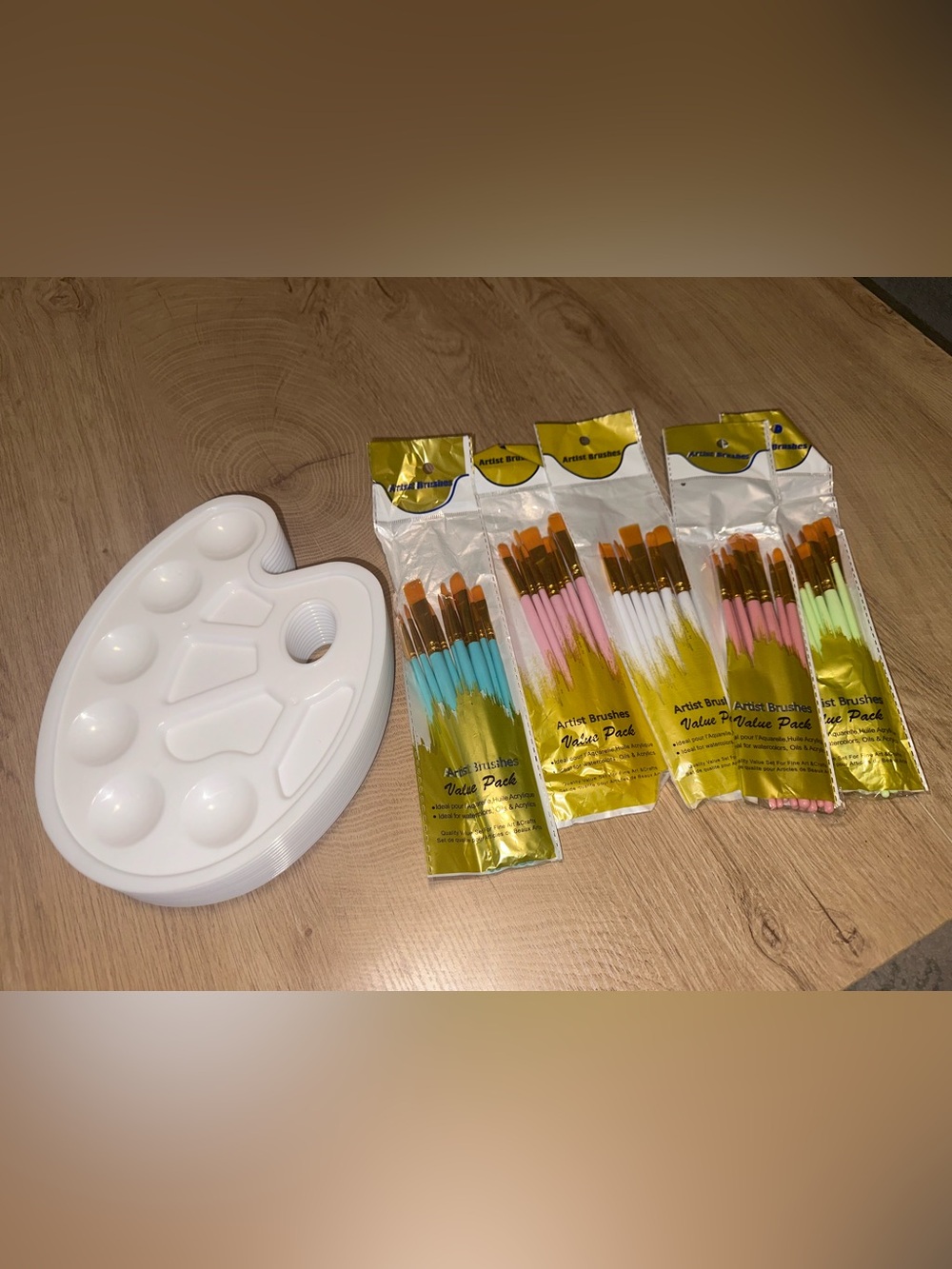 12 paint trays + 50 brushes (new)